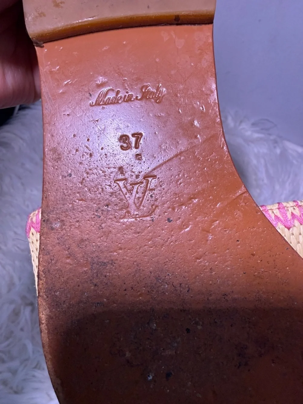 Louis Vuitton Pink / tan Raffia Monogram Slide Sandals 37 or 6.5 to 7 women’s - Picture 9 of 9